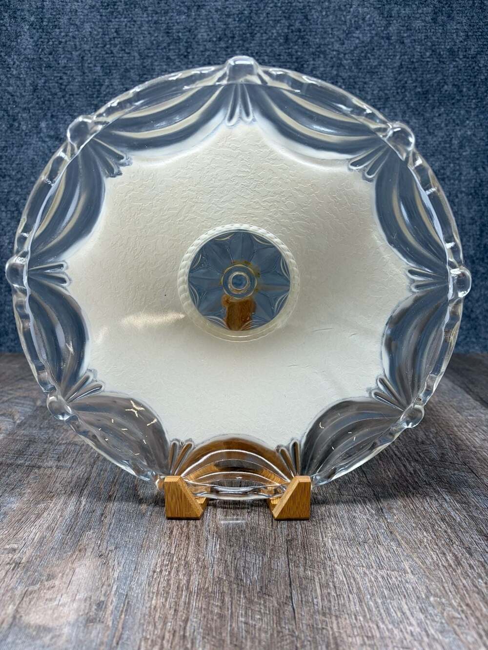 Vintage Art Deco Frosted Glass Ceiling Light Shade w/Clear Leaf Design 1930’s EC